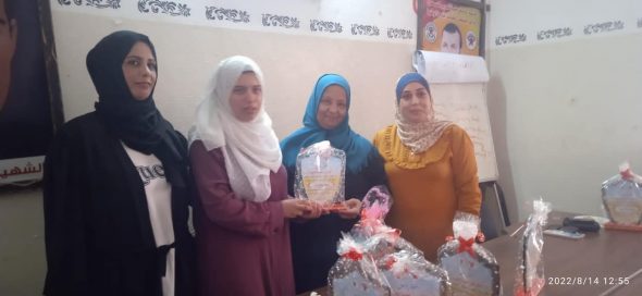 «لجان العمل النسائي» يكرم الناجحين بالثانوية العامة في شمال غزة  الثلاثاء